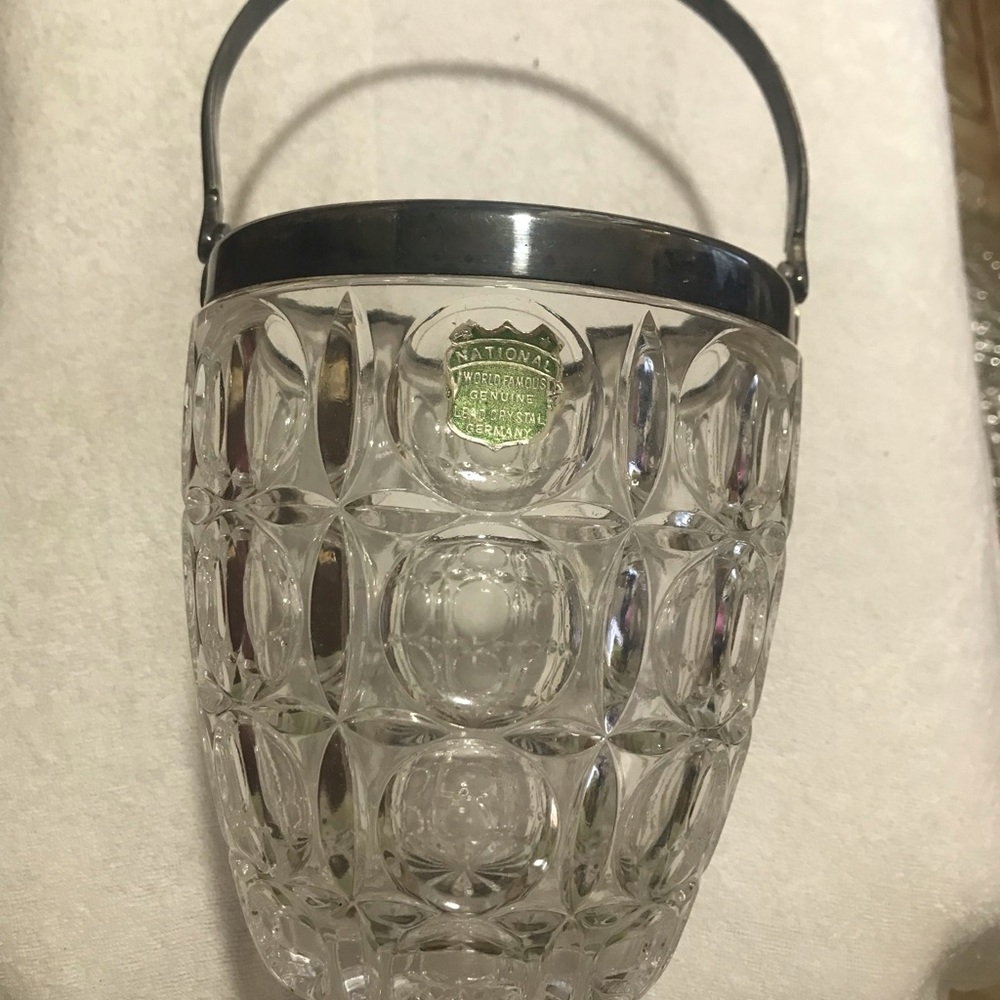 Ice bucket lead Cristal
